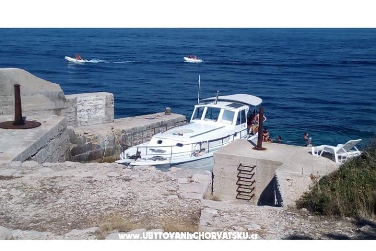 Tourist boat - Robinson Tourism – photo 8