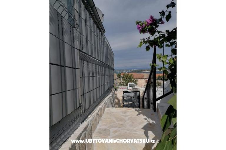 Apartments Marija-Tkon – photo 5