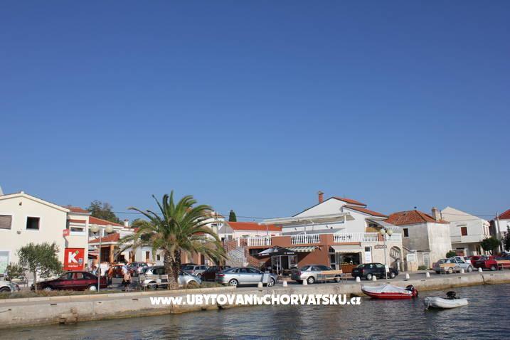 Apartments Luka – photo 12