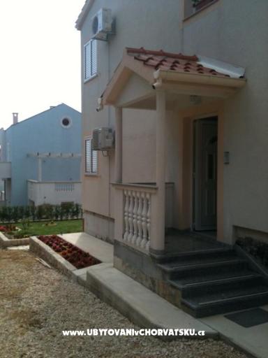 Apartments Laura – photo 2