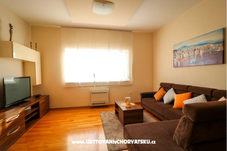  House with pool - Villa Marijana  – photo 11