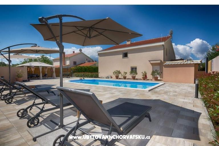  House with pool - Villa Marijana  – photo 3