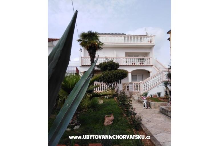 Apartments Čubrić – photo 13