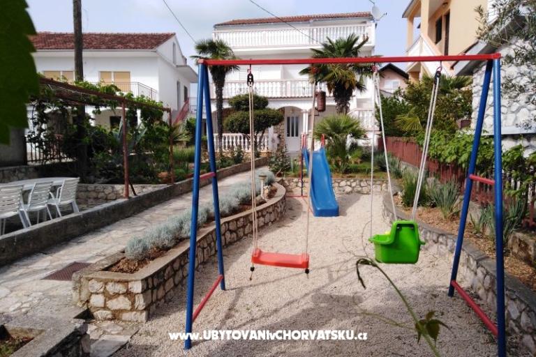 Apartments Čubrić – photo 3