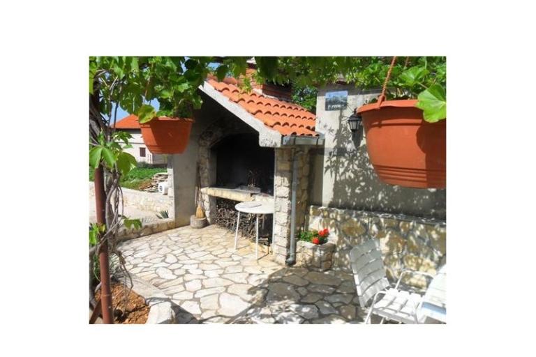 Apartments Čubrić – photo 8