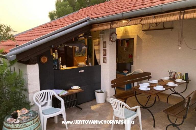 PIROVAC APARTMENTS *** – photo 11