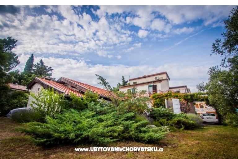 PIROVAC APARTMENTS *** – photo 3