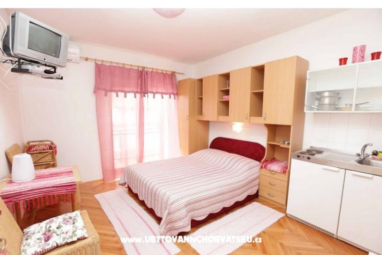 Apartments Holiday – photo 11
