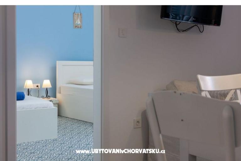 Apartments Porat Vela – photo 11