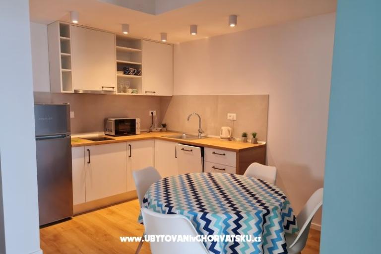 Beachfront Apartments Sinajko – photo 11