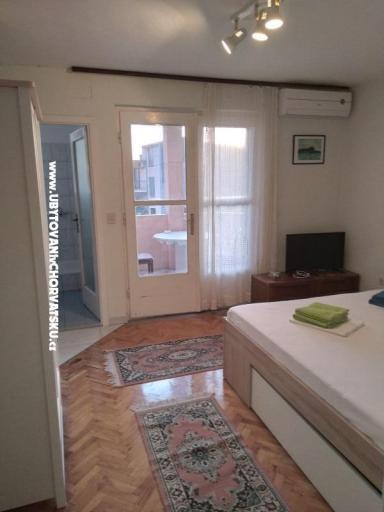 Olga apartmani – photo 4