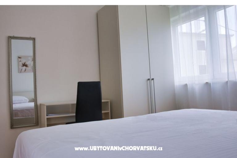 Apartments Zdravka – photo 7