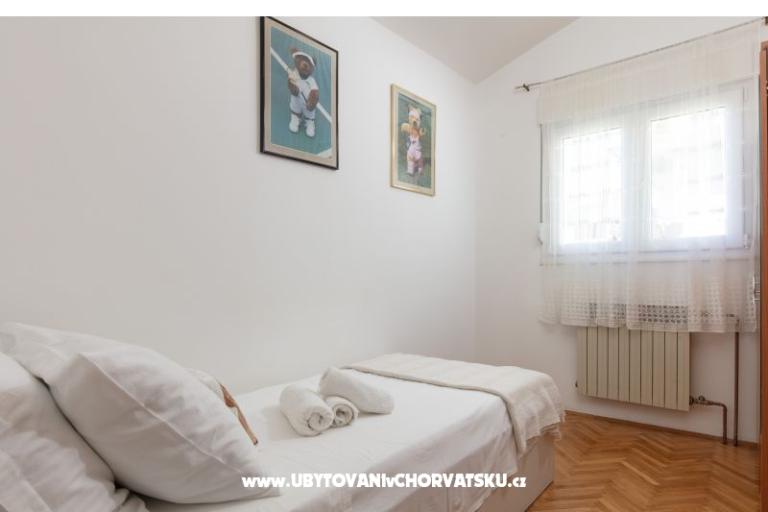 Wide Apartment with Pool  – photo 14