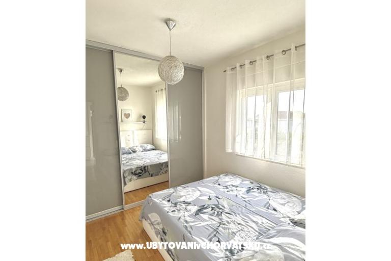 Apartments Janja – photo 13