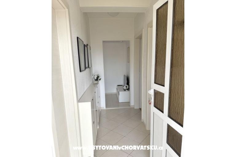 Apartments Janja – photo 16