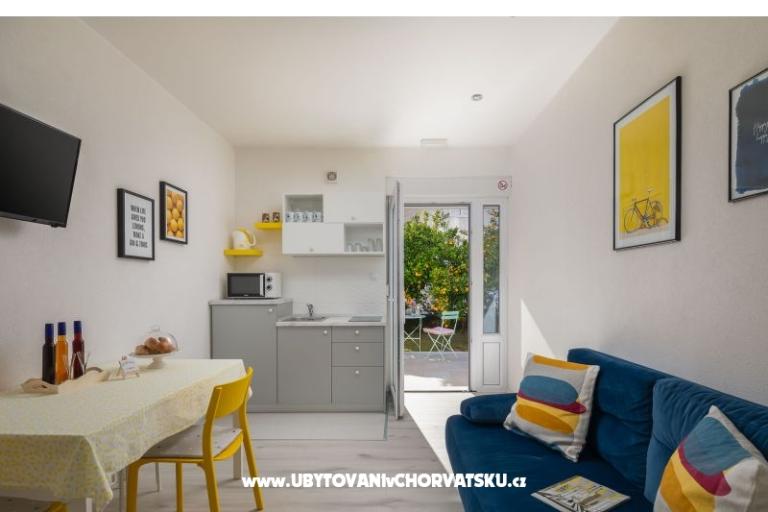 Apartments Lemon Garden with pool – photo 18