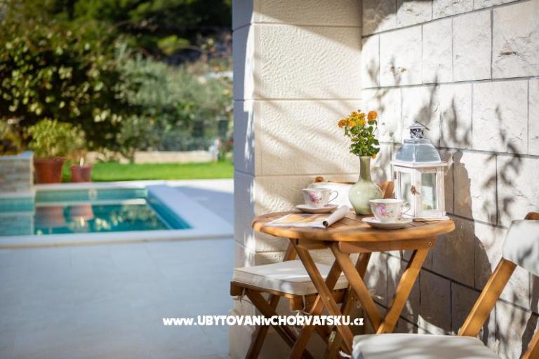 Apartments Lemon Garden with pool – photo 3