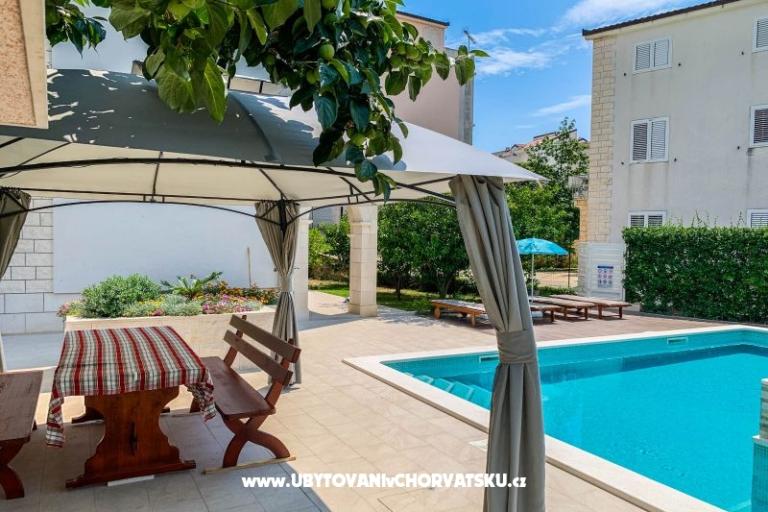 Apartments Lemon Garden with pool – photo 9