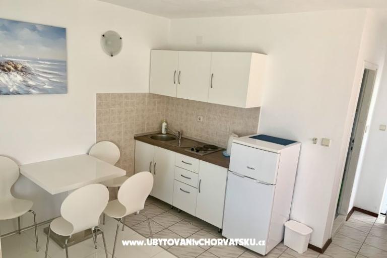 Apartments Lena – photo 13