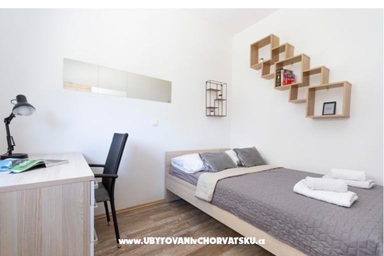 Apartment lux with garden – photo 9