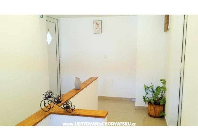 Apartments Ana – photo 18