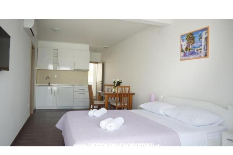 Apartments King – photo 18