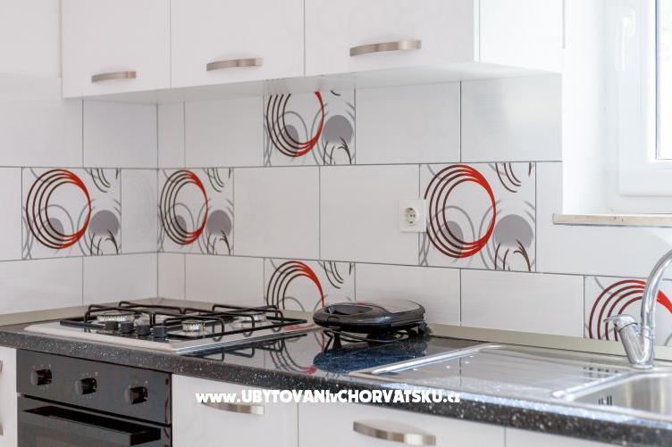 Apartments Leni – photo 8