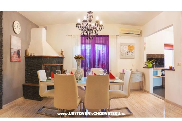 Luxury Apartment Sara – photo 14