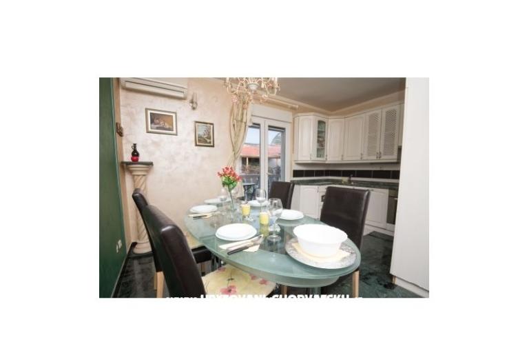 Apartments Jakov – photo 4
