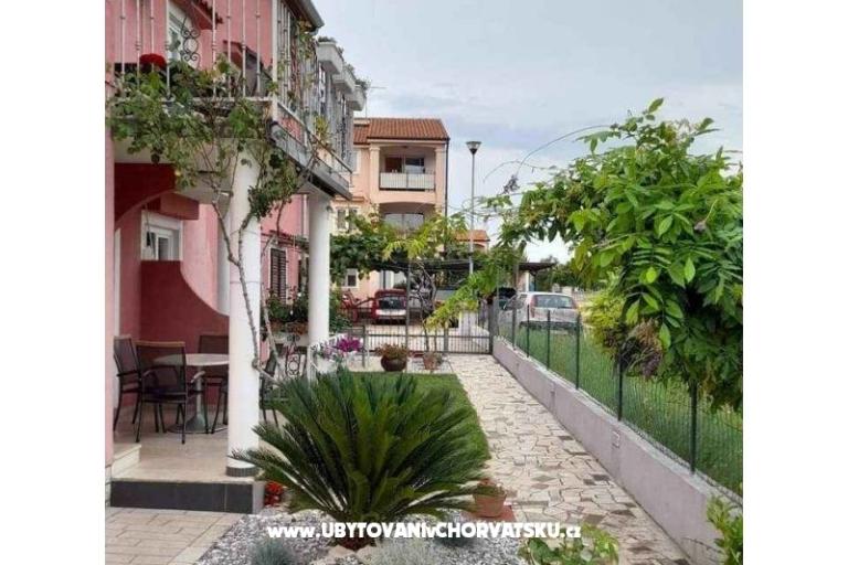 Apartments Dragica! – photo 2