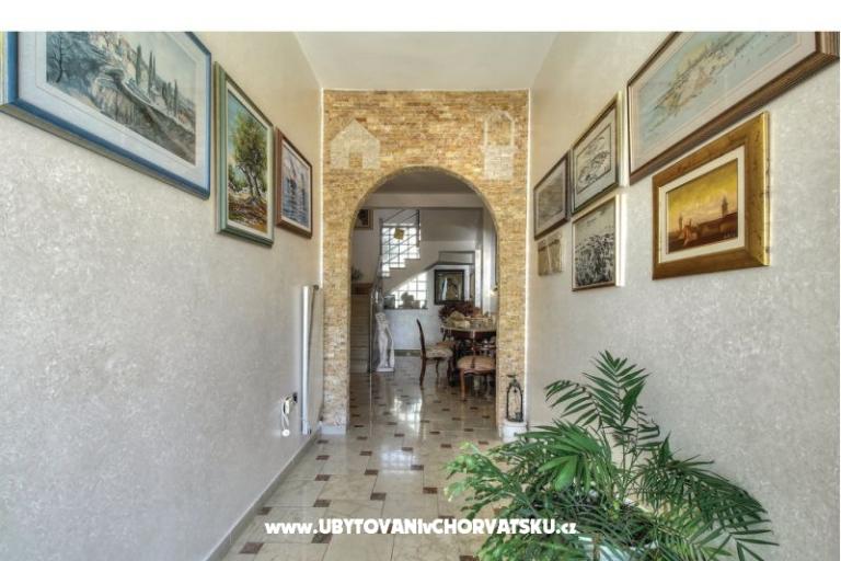 Apartments Suzi – photo 4