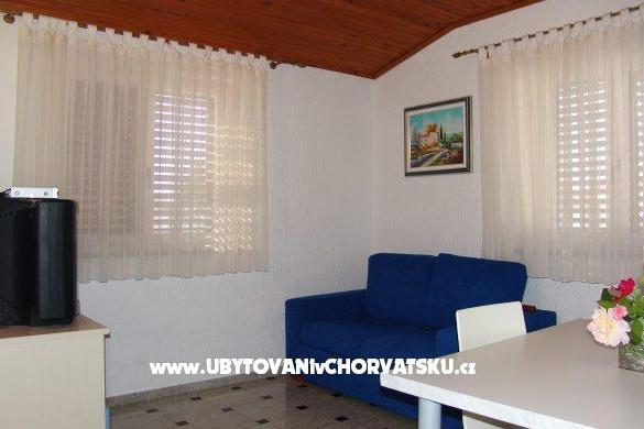 Apartments Tina – photo 11