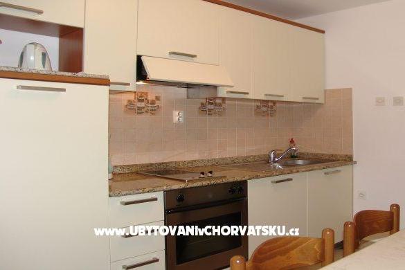 Apartments Tina – photo 14