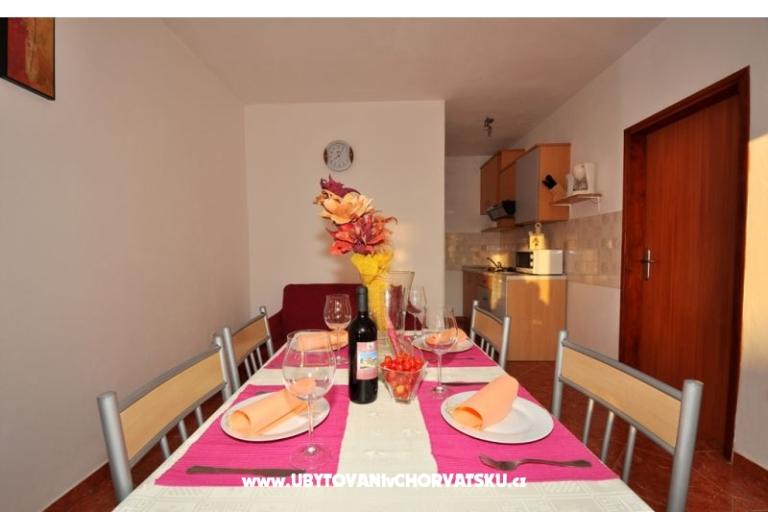 Apartments Zugan – photo 10