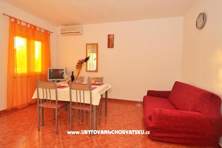 Apartments Zugan – photo 7