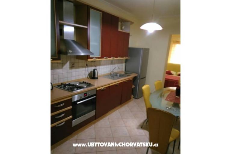 Apartments Šimun i Duje – photo 2