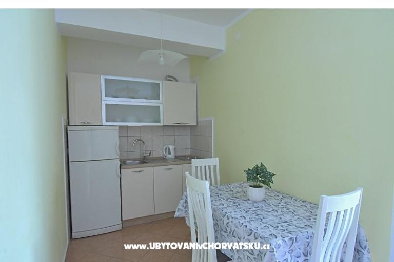 Apartments TONĆI I IRIS*** – photo 21