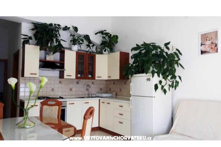 Apartments TONĆI I IRIS*** – photo 22