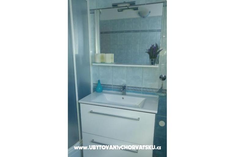 Apartments TONĆI I IRIS*** – photo 23