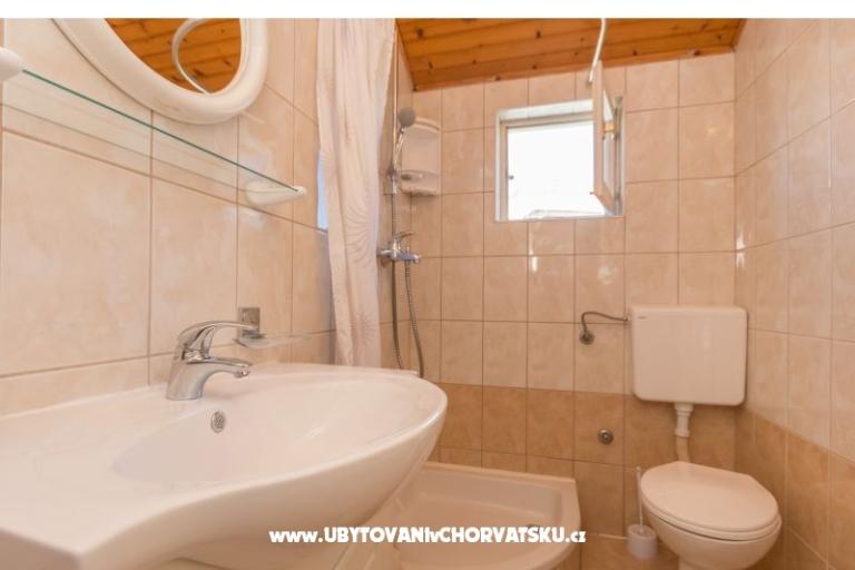 Apartments Bonaca - Prvi red do mora – photo 13