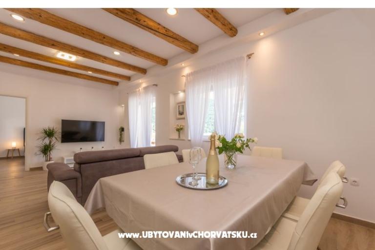 Apartments Bonaca - Prvi red do mora – photo 3