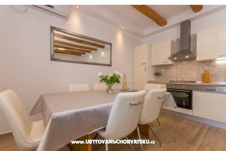 Apartments Bonaca - Prvi red do mora – photo 4