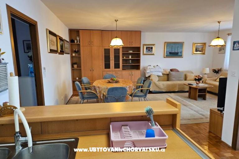 Apartment uz more i plažu – photo 13