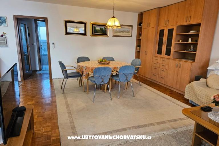 Apartment uz more i plažu – photo 16