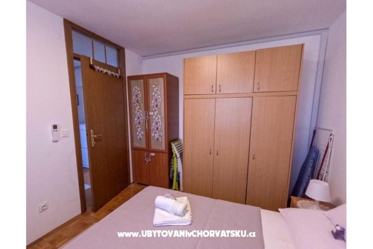 Apartment uz more i plažu – photo 28