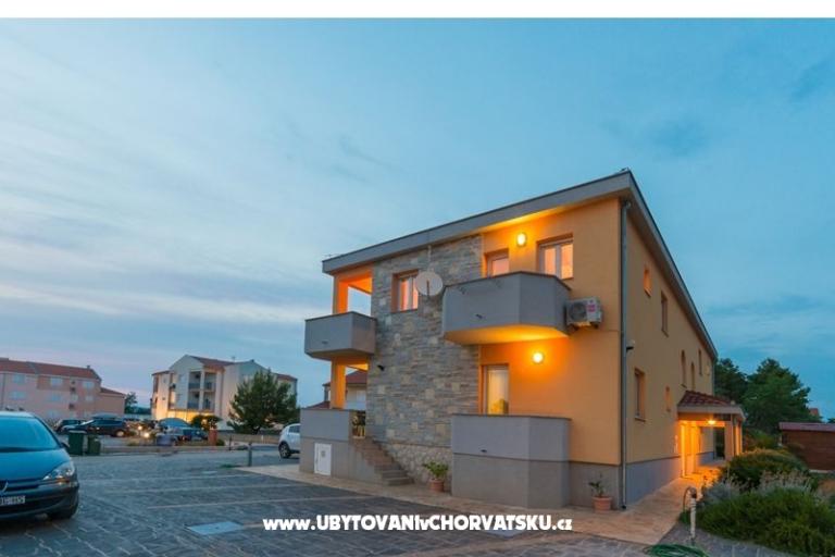 Apartments Dora – photo 18