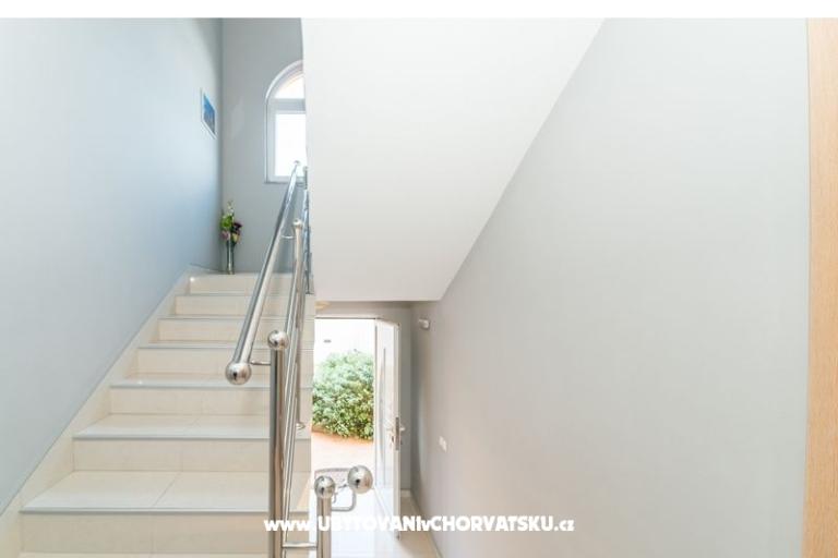 Apartments Dora – photo 8