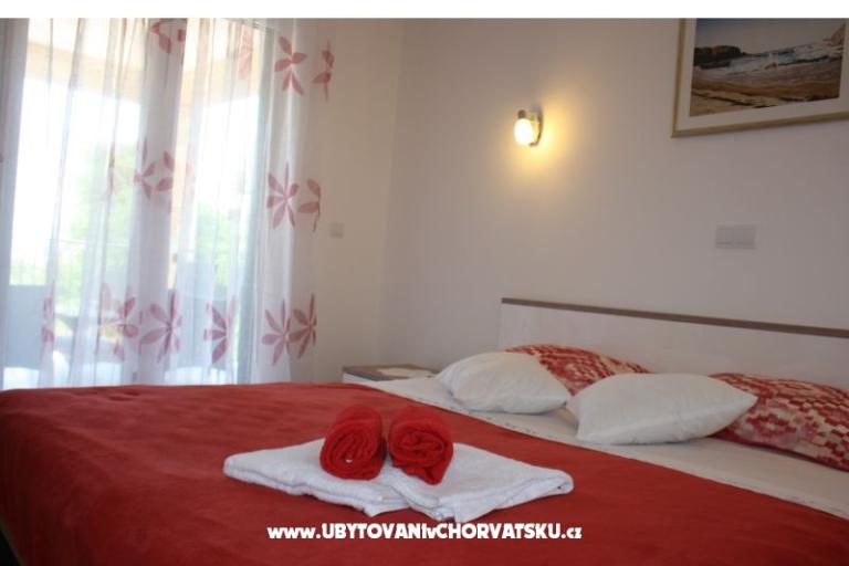 House Rose – photo 11