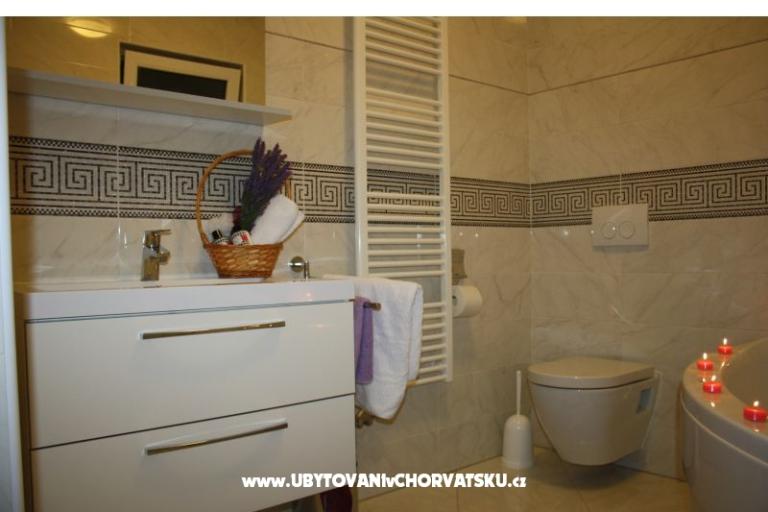 House Rose – photo 8