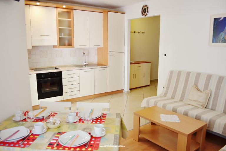 Apartment Antic – photo 2